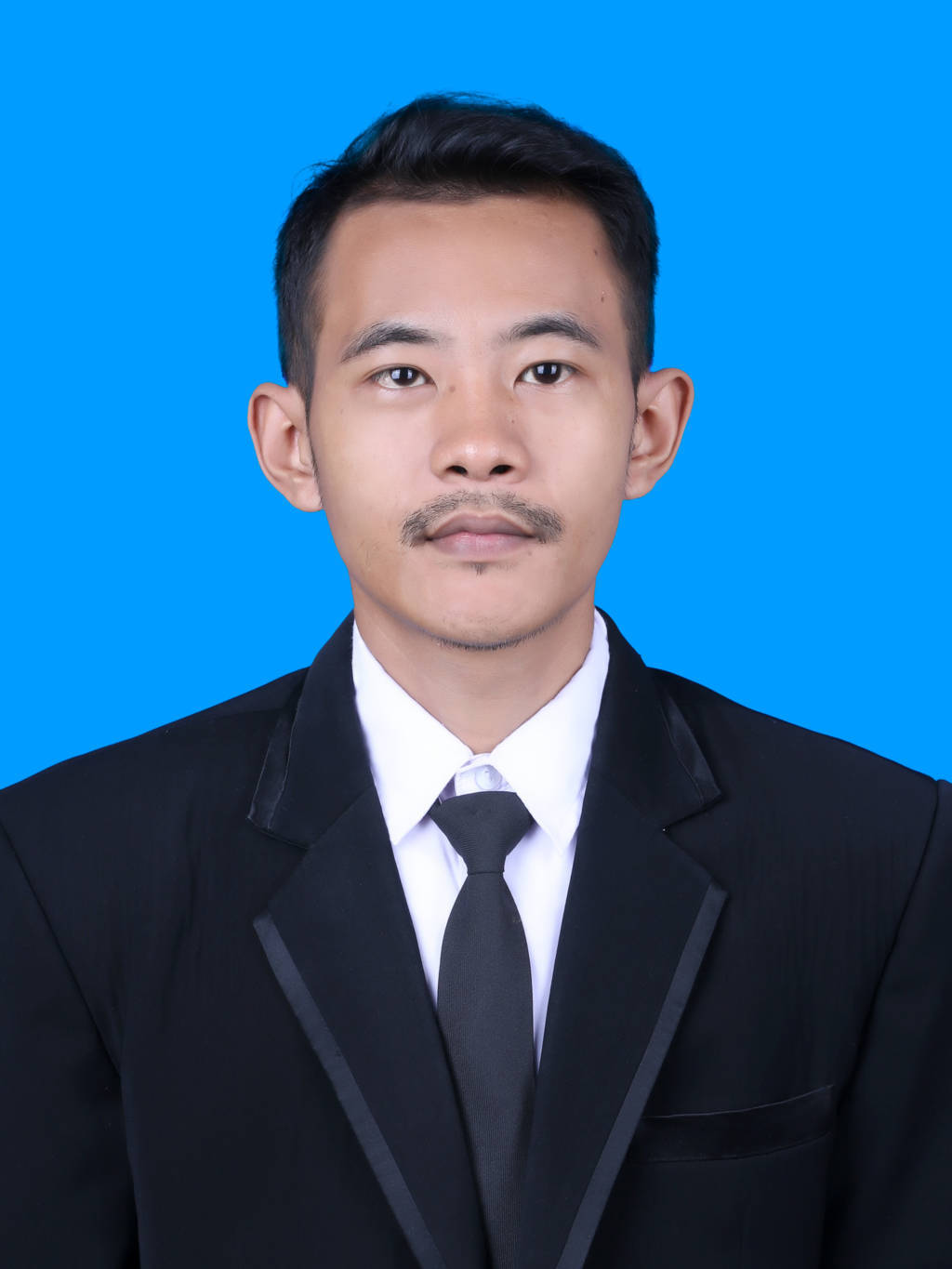 aris_akbar_jaya.jfif"